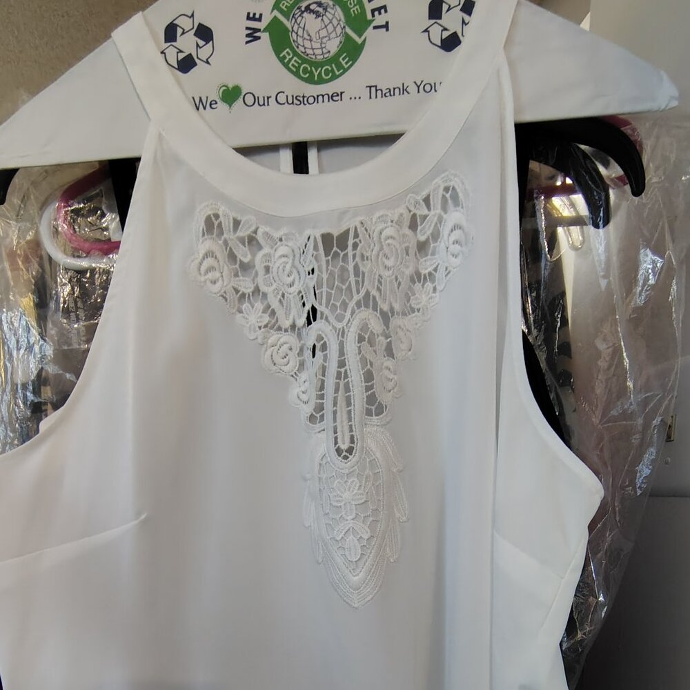 New York & Company Brand | Sleeveless Top | White Color | Size Large